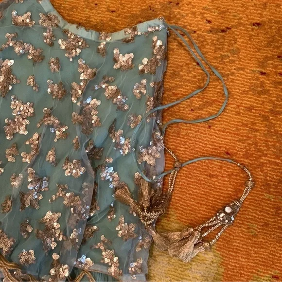 INDIAN PARTY LEHENGA - Picture 12 of 13